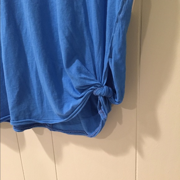 NWT Free People T-shirt with tie detail - Picture 2 of 6